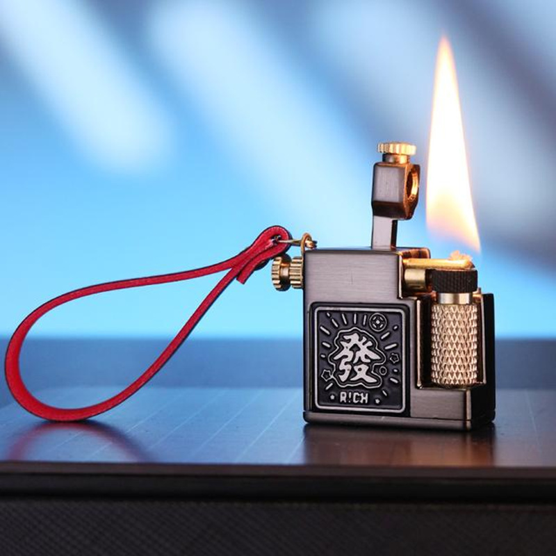 CHIEF 715 ไฟแช็กแบบมินิทรงสี่เ - Fire Starting Kit บทวิจารณ์และราคา